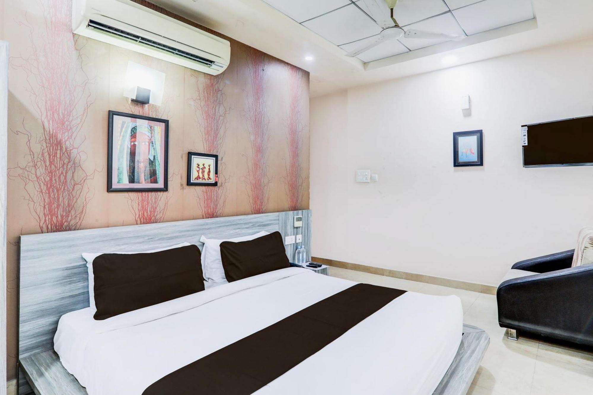 Hotel Townhouse Sakura à Lucknow Extérieur photo